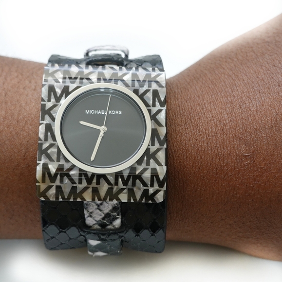 Michael Kors Willa 3-Hand Multicolor Leather Watch - Picture 8 of 10